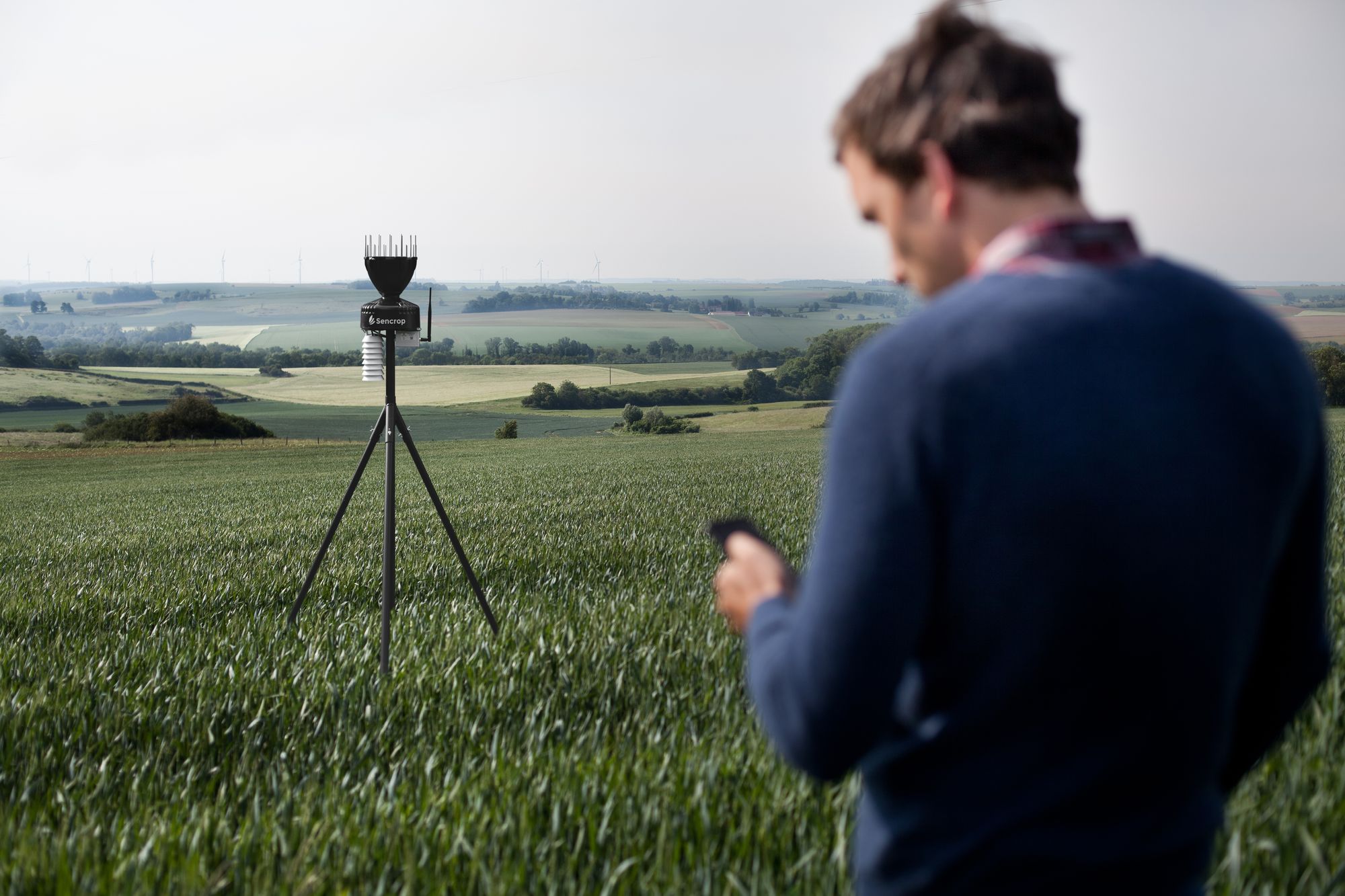 From manual rain gauge to connected rain gauge